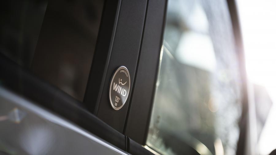 Детали экстерьера Fiat Panda connected by Wind (319) 2019 года  (фото 19 из 25)